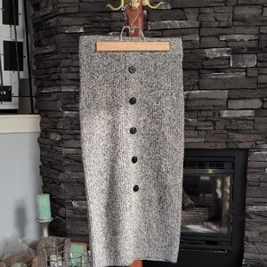 Gray Button-Front Knit Skirt